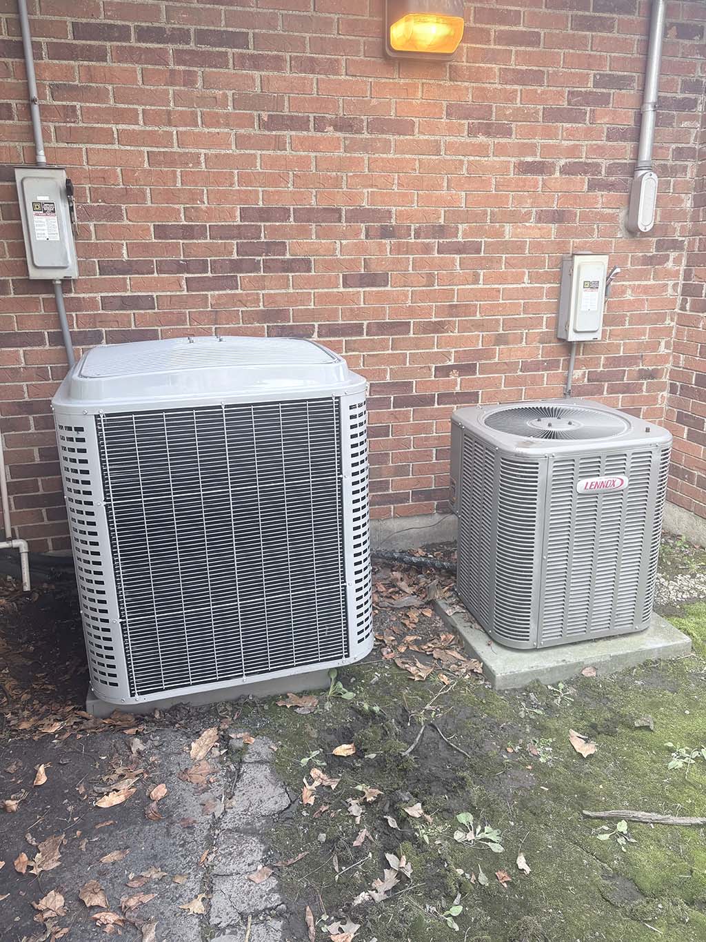 New 5-ton, 2-stage Comfortmaker air conditioner installed in Heath, Ohio